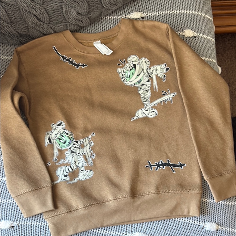 Brown Mickey and Minnie Halloween creckneck for toddlers